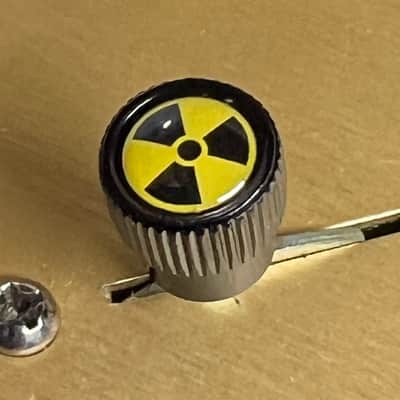 Kinnatone RadioActive Fallout Switch tip for Blade style switch 3 or 5 way Black Strat tele image 1