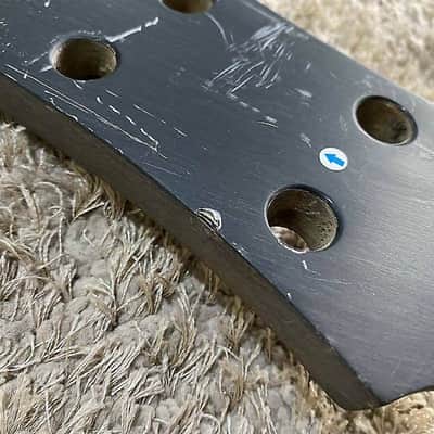 Epiphone Black 4 String Bass, Mahogany Body and Neck, Rosewood Fingerboard image 11