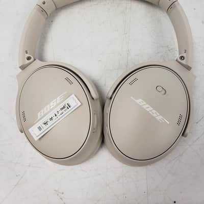 Bose Quiet Comfort 45 image 7