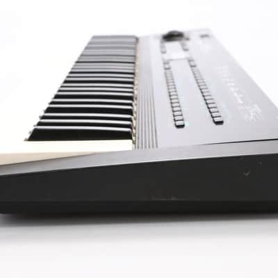 Yamaha DX11 61-Key Programmable Algorithm Synthesizer Keyboard #48248 image 8