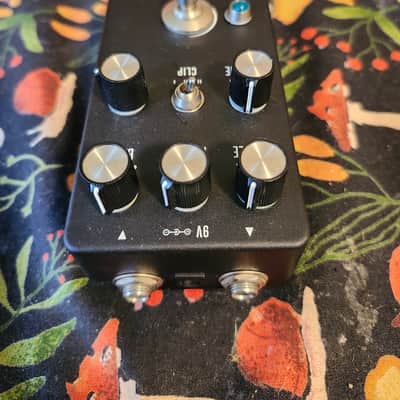 Aion FX Equinox (amp overdrive) 2021 - Matt Black with white lettering image 2