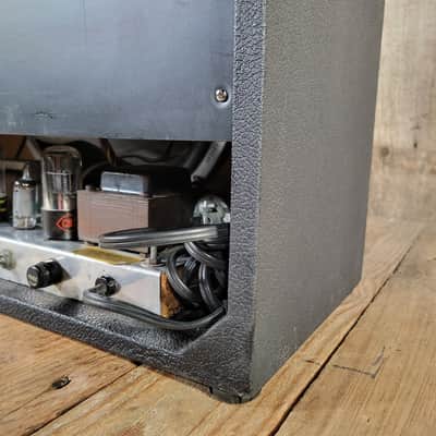 Airline Model 9003 Amp 1960 image 17