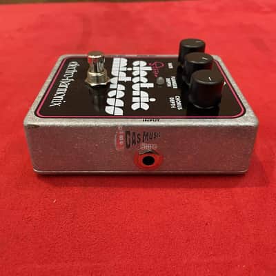 Electro-Harmonix Stereo Electric Mistress image 3