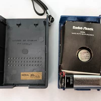 Vintage Realistic Mini Weather Radio 12-156 w/ Original Box & Papers image 6