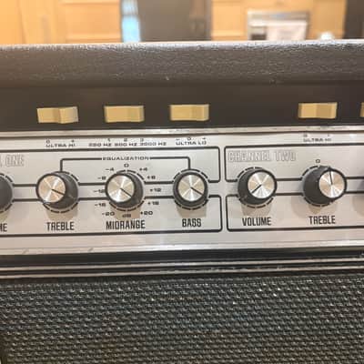 1970s Ampeg SVT Curved Line 300-Watt Bass Amplifier Head Black image 3