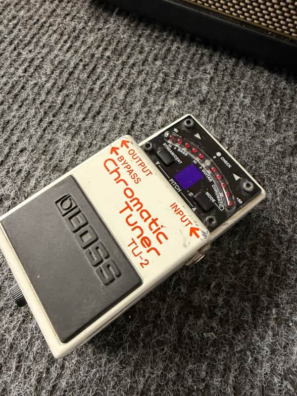 Boss TU-2 Chromatic Tuner (Dark Gray Label) 1998 - 2009 - White image 1