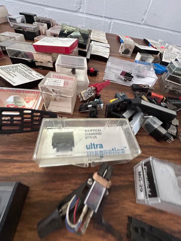 Audio technica and other assorted brands Various cartridges, stylus, replacement needle
