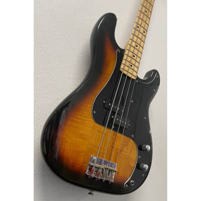 Fender USA Precision Bass 1979 in Sunburst with Hardcase Pre-Owned image 9