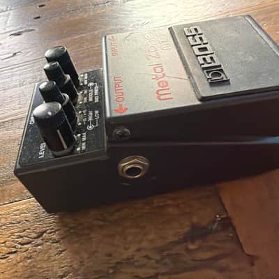 Boss MT-2 Metal Zone (Silver Label) 1991 - Present - Black image 3