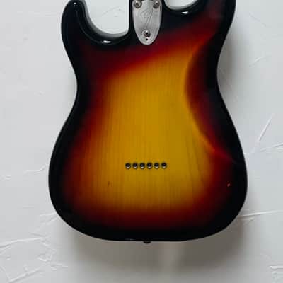 Fender Stratocaster 1977 - 3 Tone Sunburst image 3