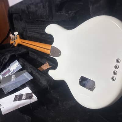 Ernie Ball Music Man Stingray Retro 70s 2024 - White - MINT image 5