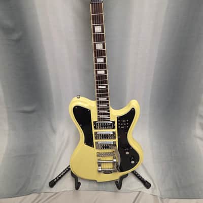 Schecter Ultra III 2018 - Present - Ivory Pearl image 1