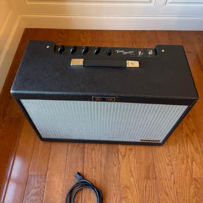 Fender Tone Master FR-12 Powered Speaker w/ Cover image 5