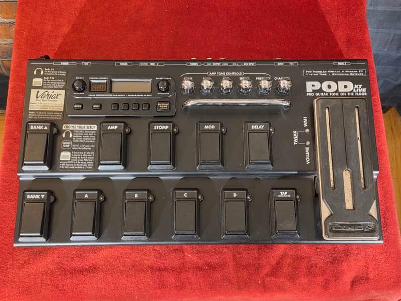 Line 6 POD xt Live Multi-Effect and Amp Modeler | Reverb