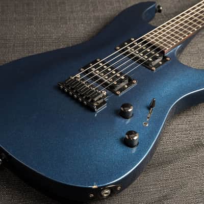 Used Fender 2004 Showmaster Midnight Blue image 3