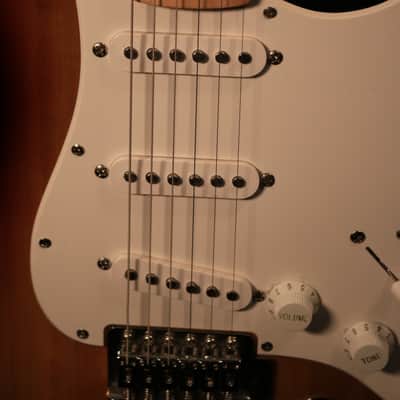 Squier Bullet Stratocaster with Tremolo and Laurel Fretboard 2019 - Brown Sunburst S/N ICS19** image 9