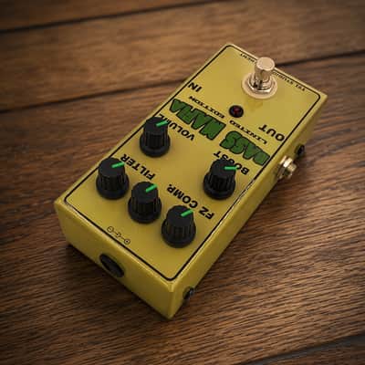 Boutique multi bass pedal - Bass Mafia - Fuzz compressor unique pedal by TSL Studio Equipment image 5