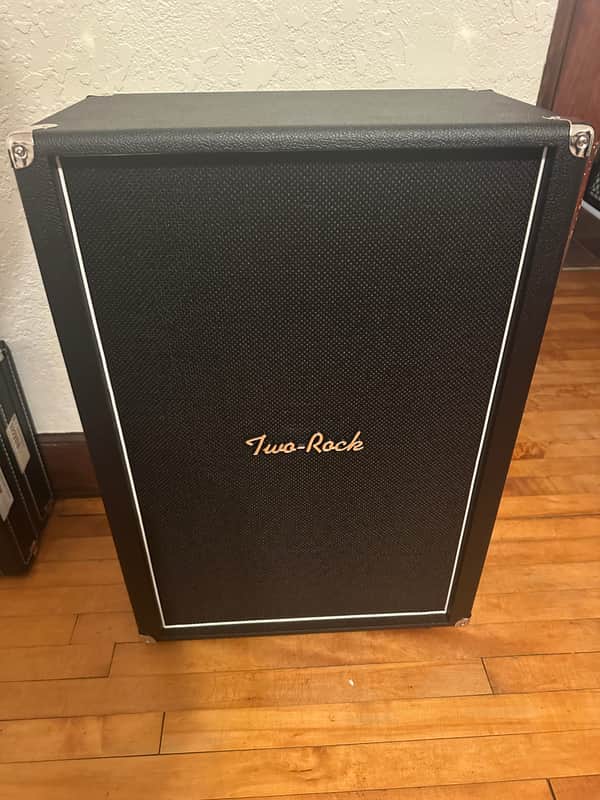 Two Rock 2x12" Open-Back Vertical Guitar Speaker Cabinet image 1