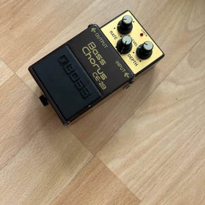 Boss CE-2B Bass Chorus (Green Label) 1989 - 1994 - Brown image 2