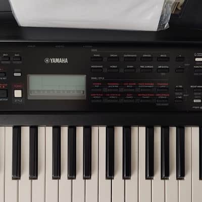 Yamaha PSR-E383 61-Key Portable Keyboard 2024 - Present - Black image 3