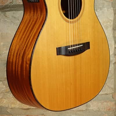 LAKEWOOD M1 CP - Grand Concert Cutaway Amplificata image 2