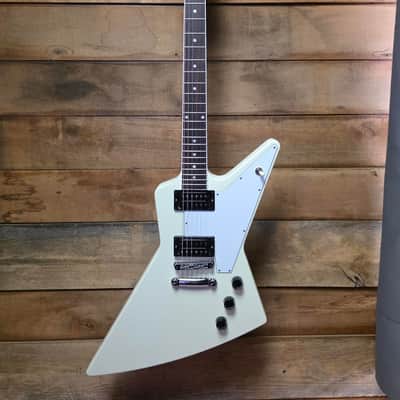 Gibson USA 70's Explorer - Classic White w/Case image 6