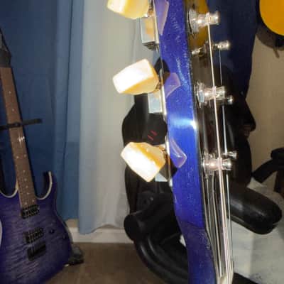 Gibson Les Paul Studio 2024 - New -Blueberry Burst image 9