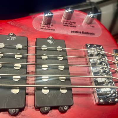 Warwick RockBass Corvette 5 string - Burgundy Red Transparent image 13