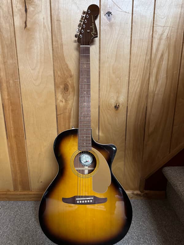 Fender California Series Newporter Player