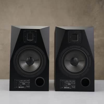 Adam S2A Active Monitors w/ Primacoustic Recoil Stabilizers & Mogami Gold #58846 image 1
