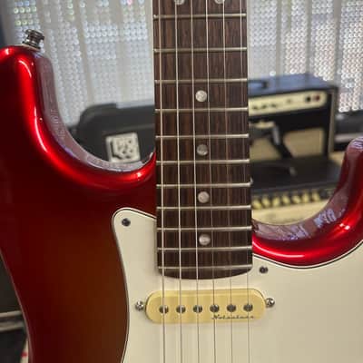 Fender American Deluxe Stratocaster with Rosewood Fretboard 2011 - 2015 - Sunset Metallic image 4