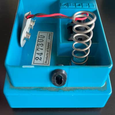 Boss VB-2 Vibrato (Black Label) 1983 W/ Box image 5
