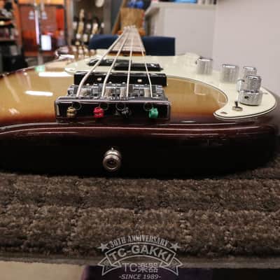 Fender USA 2023 American Ultra Precision Bass image 15