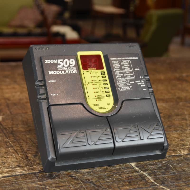 2000’s Zoom 509 Dual Power Grey