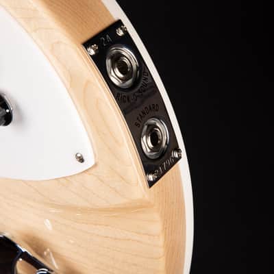 Rickenbacker 4005V - Maple Glo image 16