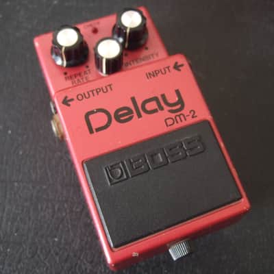 Boss DM-2 Delay Pedal | Reverb
