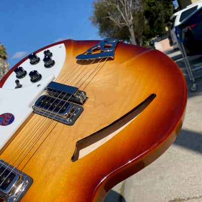 2025 Rickenbacker 330  Montezuma Brown image 9