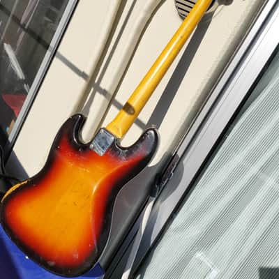 Fender Japan JB62-95 Jazz Bass. Japan vintage made in 1990. Originally lacquer painted. image 2