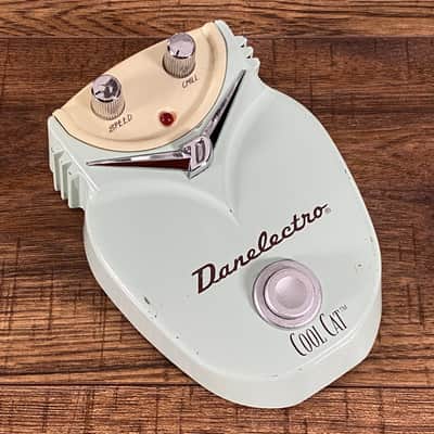 Danelectro Cool Cat Chorus Guitar Effect Pedal Used image 2