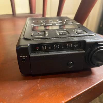 Marantz PMD660 Professional Portable Solid State Recorder image 3