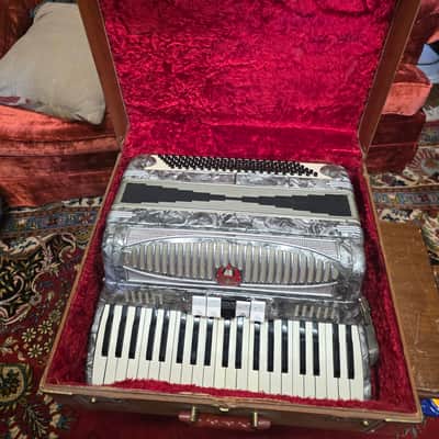 Castiglione Detriot Accordion Made In Italy 41/120 W Original Case And Straps image 13