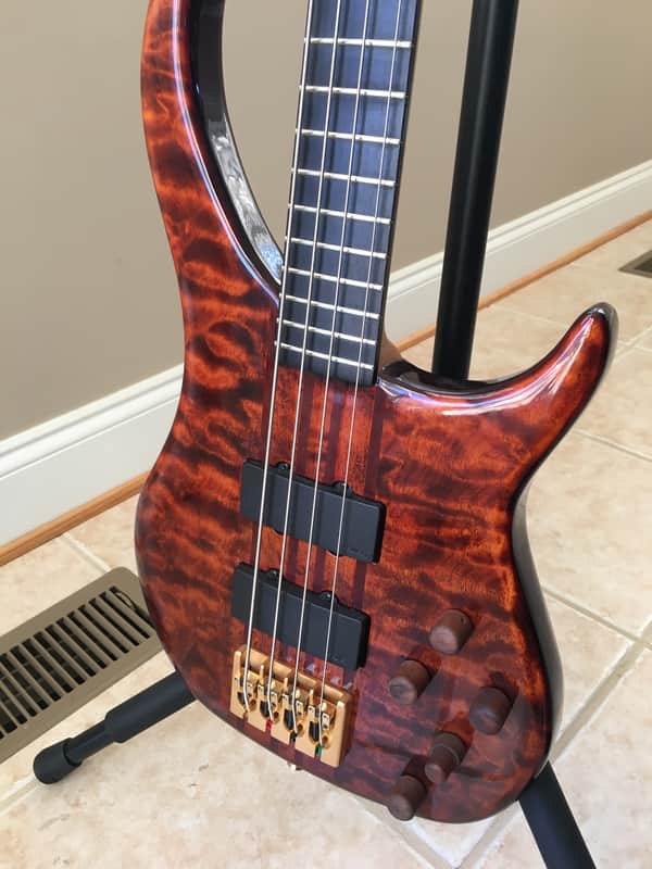Peavey Cirrus Tiger eye USA 4 string image 1