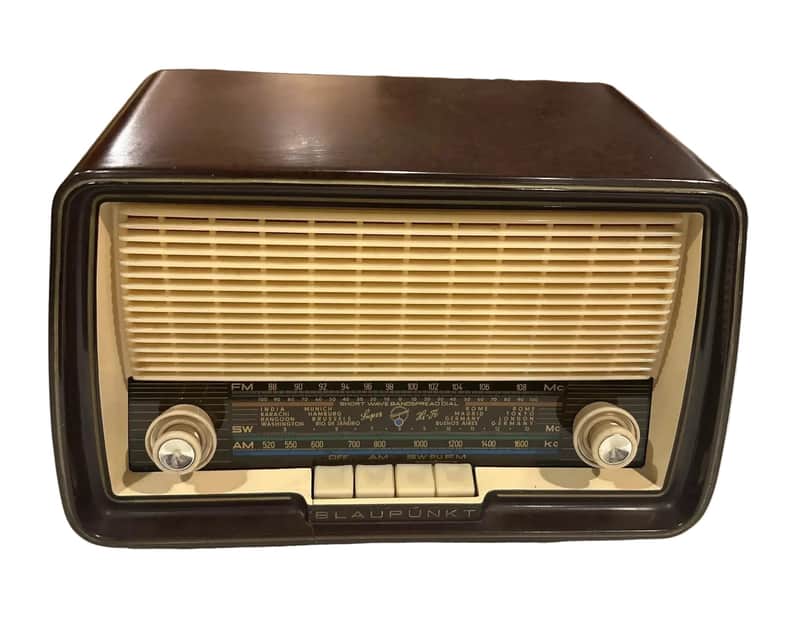 Blaupunkt Model 2602 Vintage Radio with Bluetooth image 1