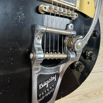 Gibson Custom Dealer Select 1956 Les Paul Standard Bigsby Electric Guitar - Ebony image 4