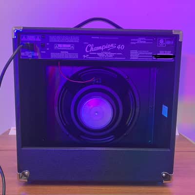 Fender Champion 40 2-Channel 40-Watt 1x12" Guitar Practice Amp 2013 - 2024 - Black image 2