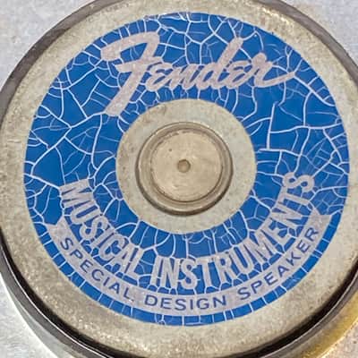 Fender Musicmaster Bass 2-Channel 12-Watt 1x12" Bass Combo 1970 - 1980 - Silverface image 19