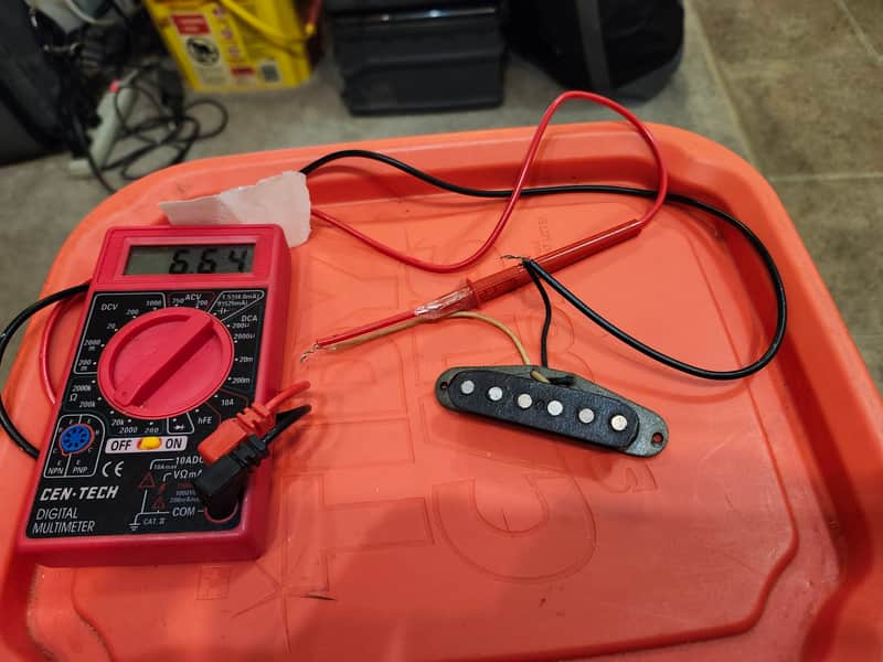 FENDER STRATOCASTER PICKUP 1982 grey bottom, rewound, meter reads 6.64 image 1
