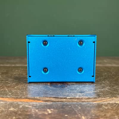 Strymon Ojai 5-Output Compact High Current DC Power Supply 2016 - Present - Blue image 3