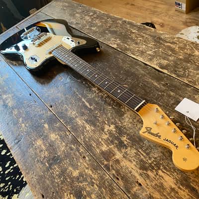 Fender Made in Japan Traditional 2025 Collection '60s Jaguar Competition Black Gold w/ Docs image 15