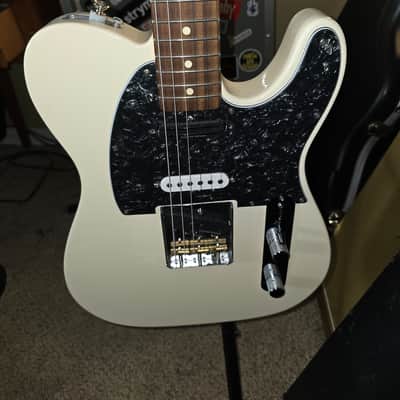 Fender Telecaster 2012 - White image 1